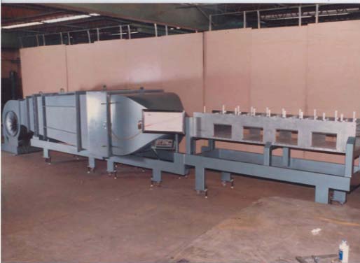 Figure 13: Pressure driven Wind Tunnel, source: [23] 7. Based on Operation -Continuous (for all speed ranges) or Intermittent; With increasing Mach number the tendency to intermittent operating wind tunnels linked with an appropriate energy storage